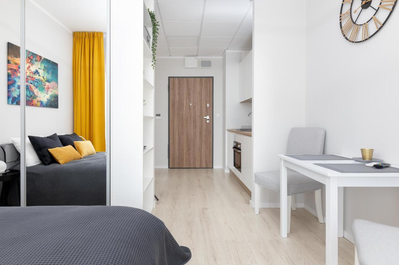 Apartmán Yellow Sunset Studio Varšava Exteriér fotografie
